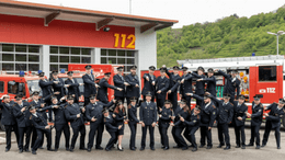 Freiwillige Feuerwehr Widdern vor dem Feuerwerhgebäude